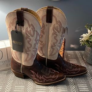 Brand new Shyanne boots